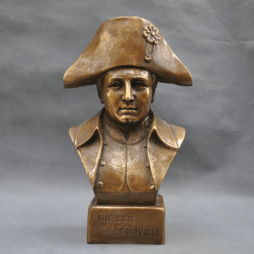 Bronzen standbeeld van Napoleon